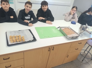 655266214 932290766376708 8386978455744535999 N